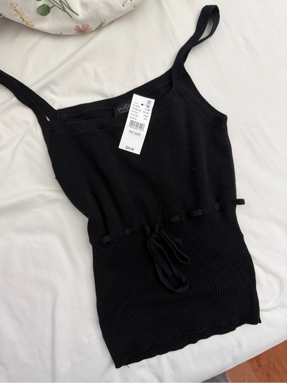🖤 Brandy Melville Black Sandra Top - Picture 4 of 7